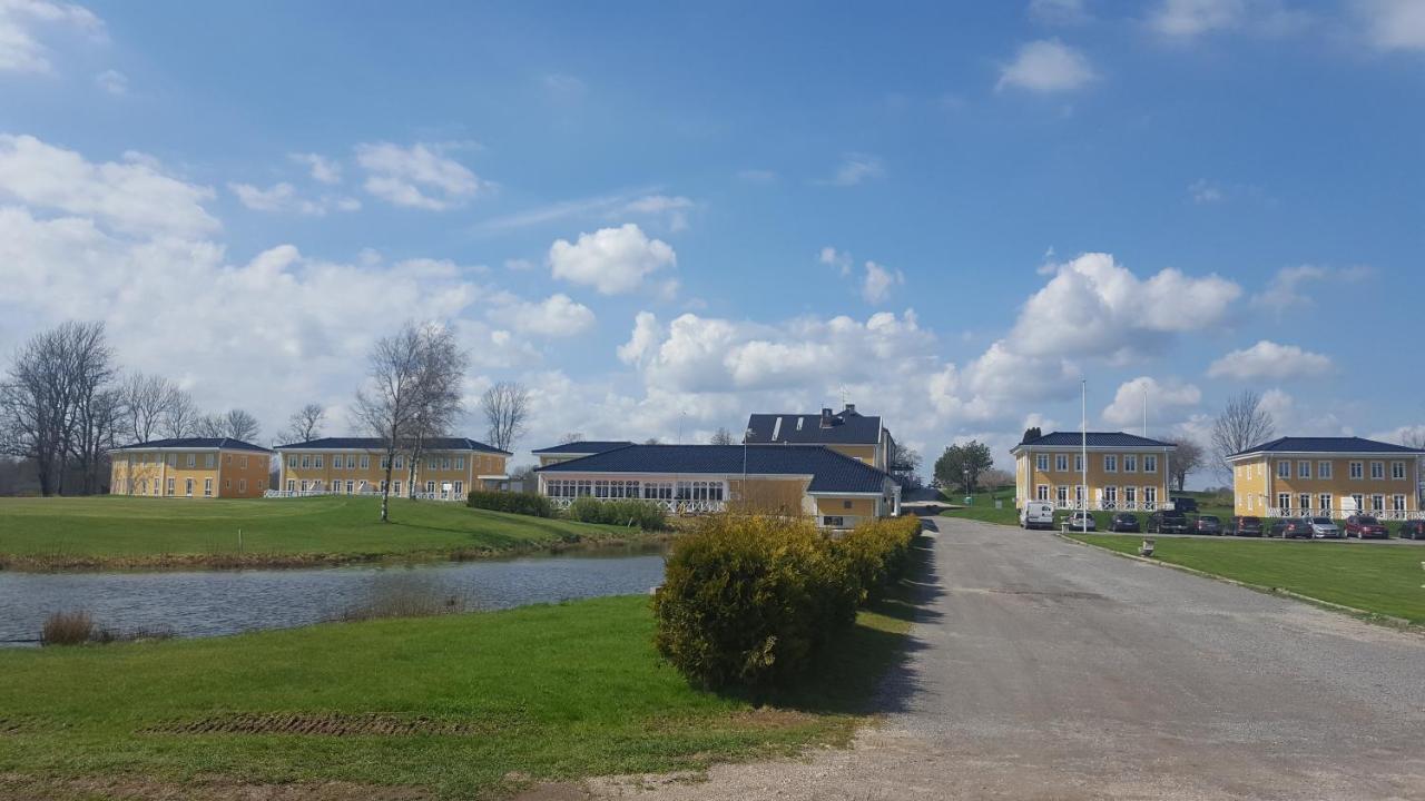 Melleruds Golfklubb Bed&Breakfast Eksteriør billede